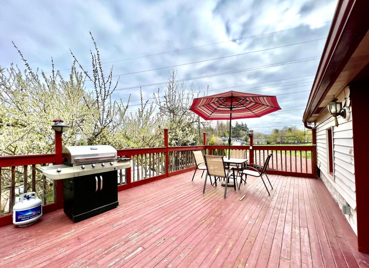 Private Room With Two Twin Beds Air Conditioning And Shared Bathrooms Located Near Seatac Airport And Downtown Seattle Exterior photo