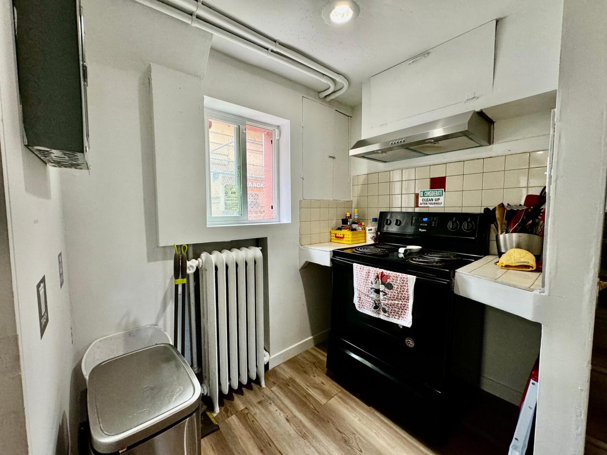 Private Room With Two Twin Beds Air Conditioning And Shared Bathrooms Located Near Seatac Airport And Downtown Seattle Exterior photo