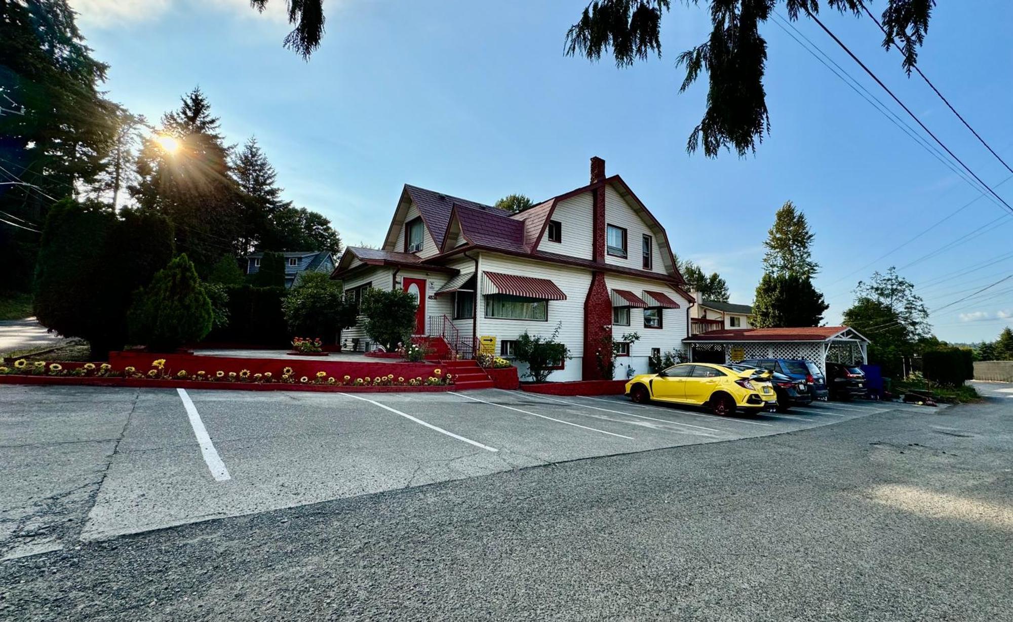 Private Room With Two Twin Beds Air Conditioning And Shared Bathrooms Located Near Seatac Airport And Downtown Seattle Exterior photo